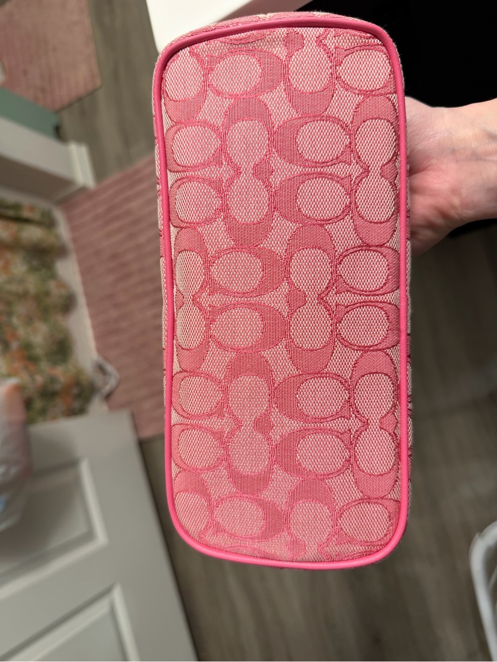 Coach Pink Signature Jacquard Shoulder Bag - Picture 4 of 6